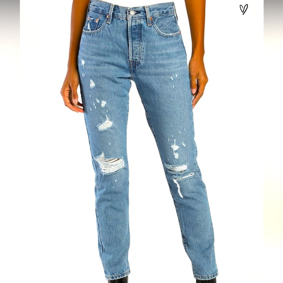 NWT Levi’s 501 Skinny Distressed Medium Wash Jeans - Picture 1 of 5